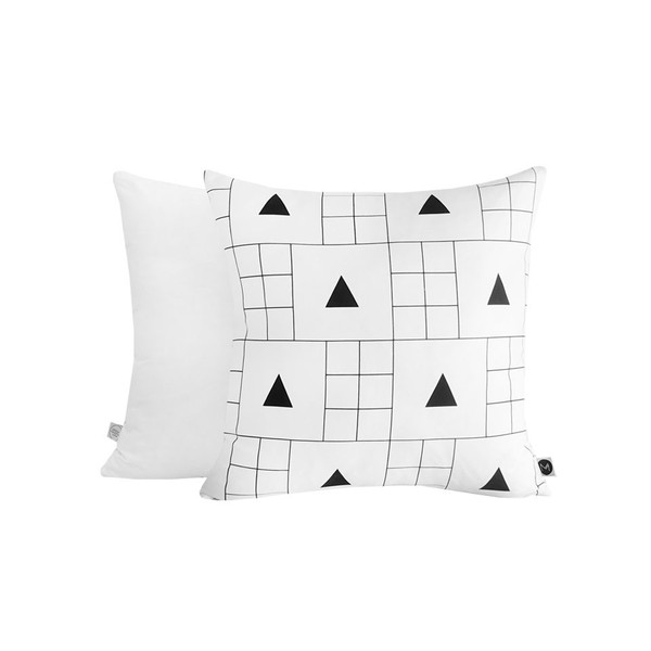 Triangle grid cushion